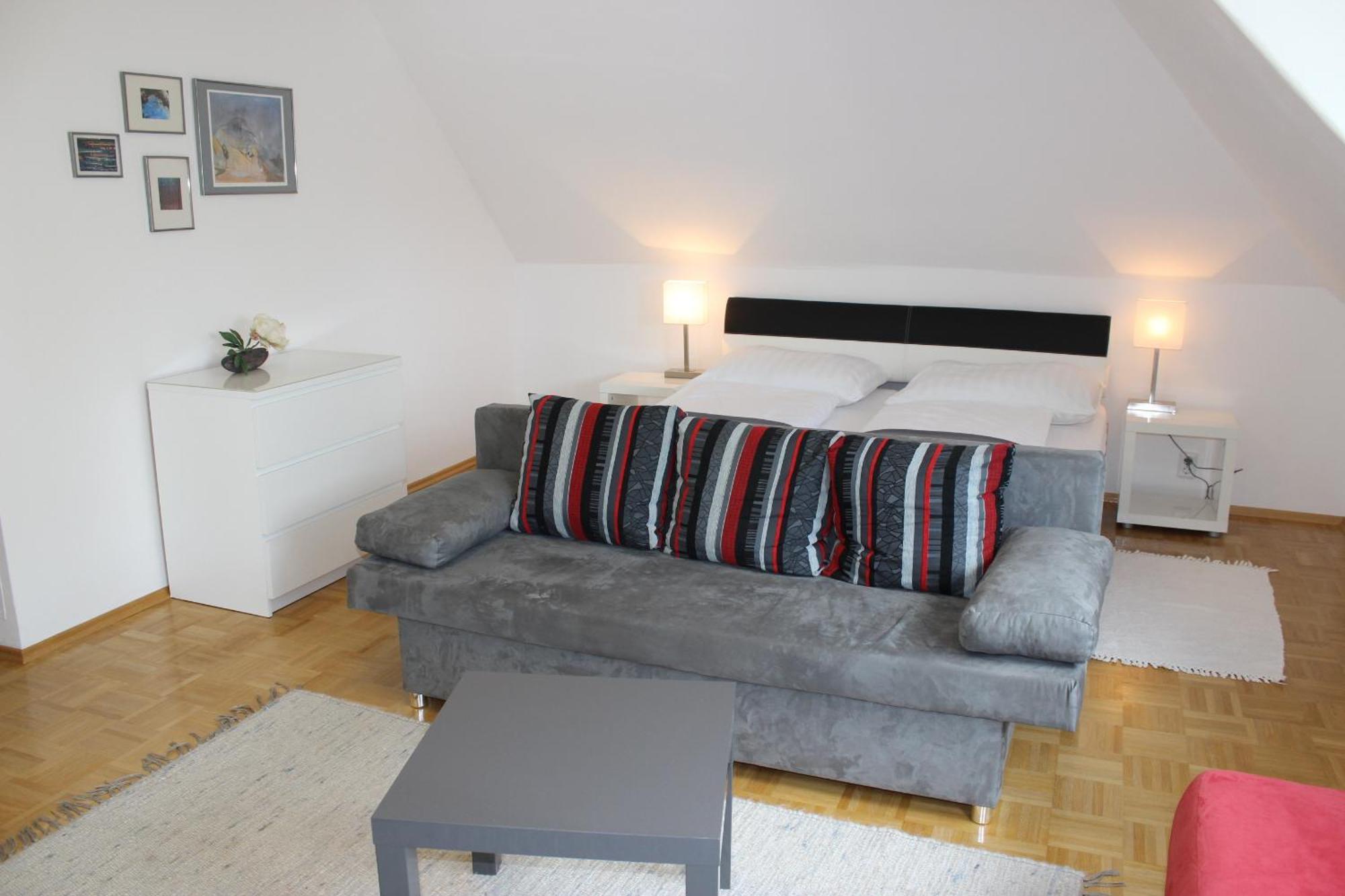 Ferienwohnung und Gästezimmer Korb Krumpendorf Exterior foto